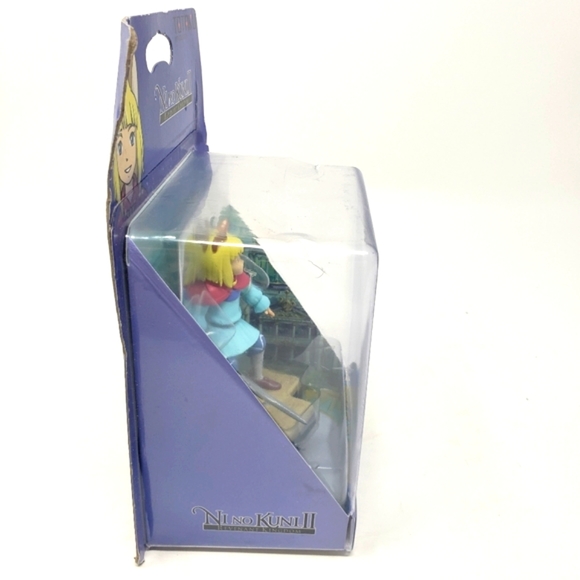 TOTAKU COLLECTION NI NO KUNI II EVAN VINYL FIGURE #9 EXCLUSIVE NEW FIRST EDITION - Picture 5 of 11
